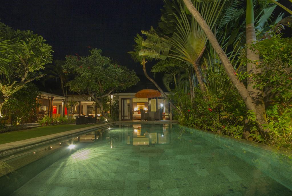 Chimera Villas Seminyak Exterior foto